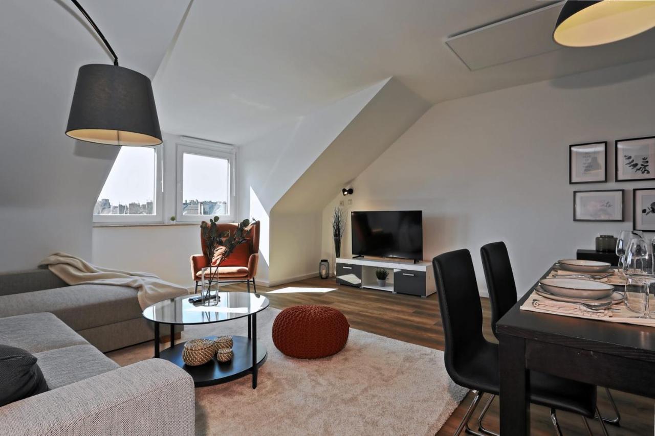 'traveller Lodge' Grosszuegiges - 3 Bedroom 10min To Hbf, Full Kitchen, Homeoffice, Netflix, Wifi